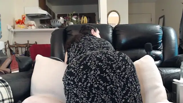 Juicy Julie469 online show from 04-23-26, 01:35