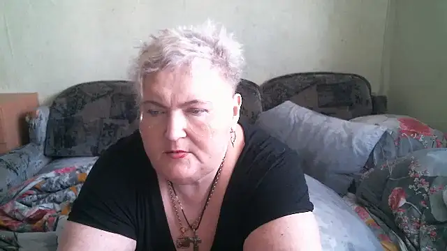 Snapshot of Lana555 chatting on 06-10-26, 09:19 Lana555 online show from 06-10-26, 09:19