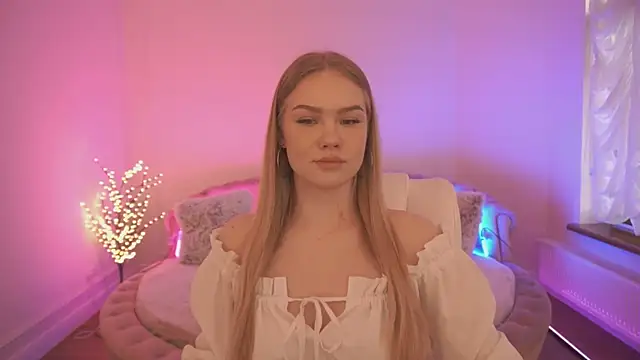 CelesteNoir online show from 02-09-26, 02:21