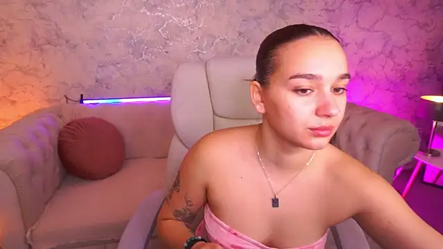 UrMuseOn online show from 10-28-25, 07:56