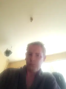 piercingpik online show from 04-20-26, 07:44