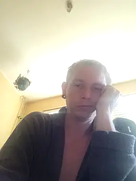 piercingpik online show from 04-22-26, 10:39