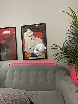 AikoYamada online show from 11-17-25, 05:46