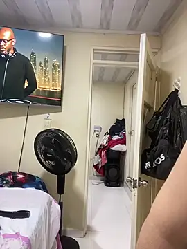 Vliacoooper2 online show from 11-22-25, 09:30