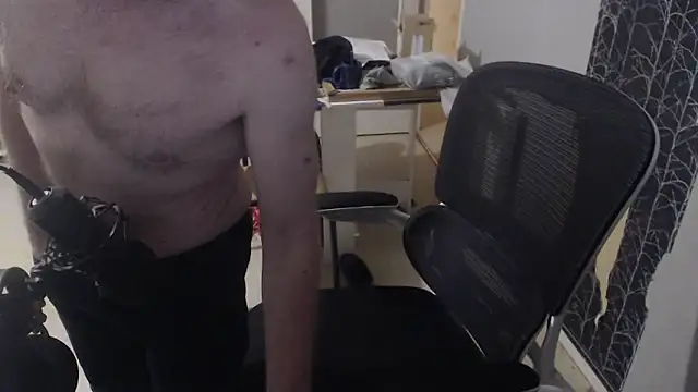 Snapshot of Ahriman58 chatting on 03-20-26, 04:06 Ahriman58 online show from 03-20-26, 04:06