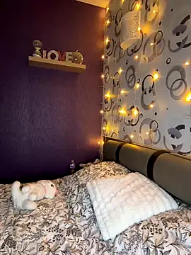 cherryxlady4 online show from 12-17-25, 08:26