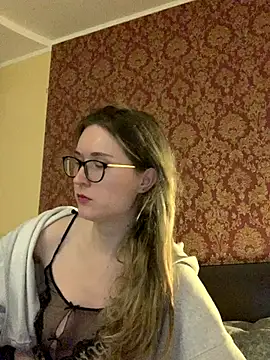 Snapshot of Jugira chatting on 10-06-25, 11:24 Jugira online show from 10-06-25, 11:24