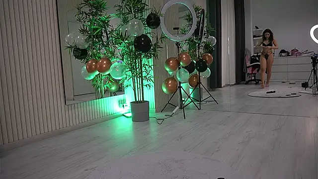 EmmaBlanco online show from 11-06-25, 08:21