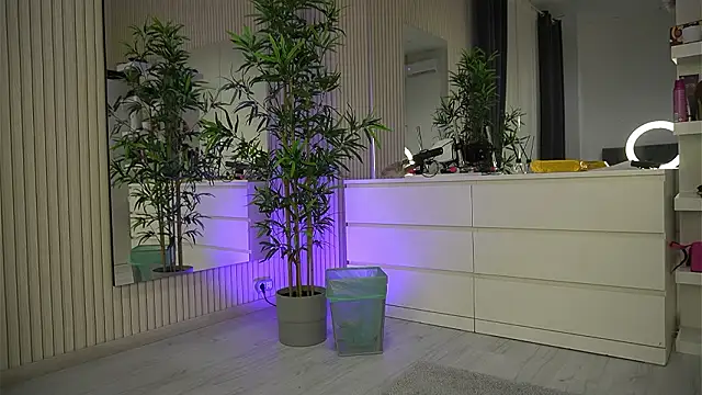 EmmaBlanco online show from 03-30-26, 05:41