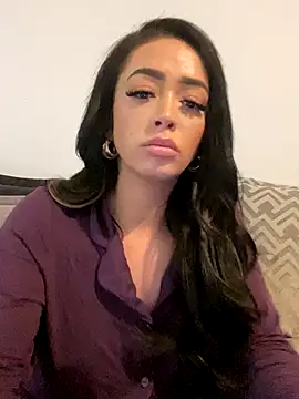 Snapshot of ItsCOCOx chatting on 09-22-25, 11:40 ItsCOCOx online show from 09-22-25, 11:40