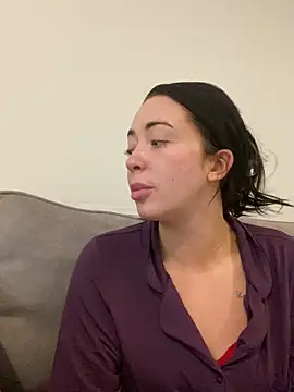 Snapshot of ItsCOCOx chatting on 09-26-25, 03:54 ItsCOCOx online show from 09-26-25, 03:54