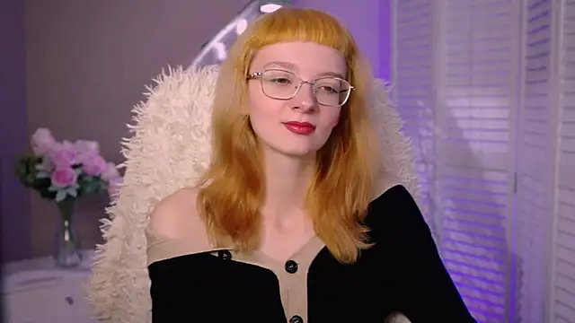 MollyJiggles online show from 10-18-25, 08:04