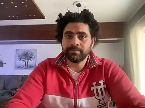 Snapshot of curiousxs chatting on 03-31-26, 02:17 curiousxs online show from 03-31-26, 02:17