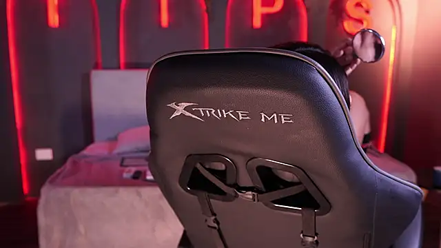 Snapshot of Roma_hells chatting on 09-21-25, 06:20 Roma hells online show from 09-21-25, 06:20