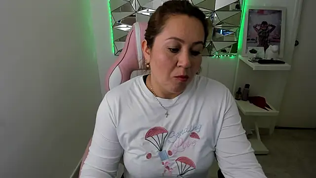 camixxx m online show from 11-10-25, 12:59