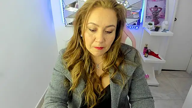 camixxx m online show from 12-04-25, 12:58