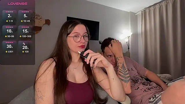 Snapshot of wwow_meow chatting on 09-28-25, 07:58 wwow meow online show from 09-28-25, 07:58