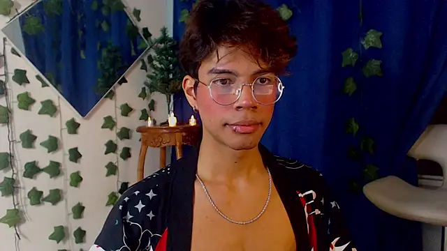 Snapshot of Kaoriimatsuii chatting on 11-22-25, 02:32 Kaoriimatsuii online show from 11-22-25, 02:32