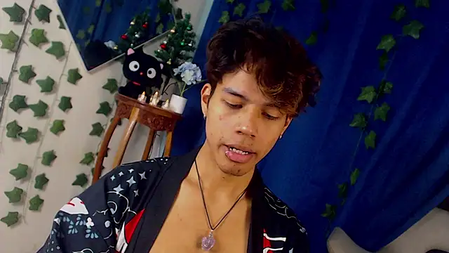 Snapshot of Kaoriimatsuii chatting on 11-27-25, 12:35 Kaoriimatsuii online show from 11-27-25, 12:35