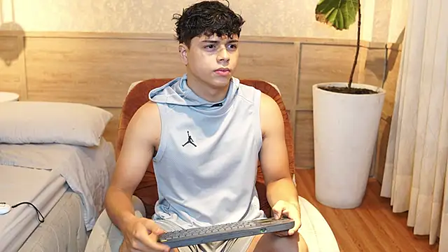 Ethan occonor online show from 02-04-26, 11:38