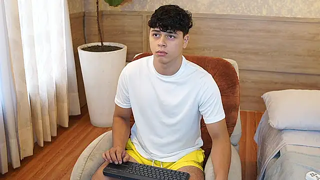 Ethan occonor online show from 02-28-26, 01:01