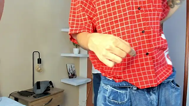 Snapshot of Enrrixxx_ chatting on 11-01-25, 10:56 Enrrixxx online show from 11-01-25, 10:56