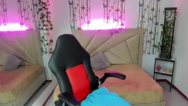 anna moon11 online show from 02-20-26, 04:09