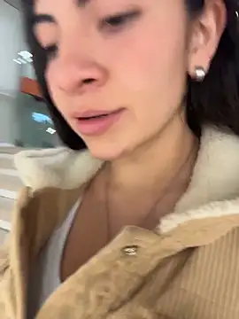 Snapshot of arieel__722 chatting on 10-23-25, 03:06 arieel 722 online show from 10-23-25, 03:06