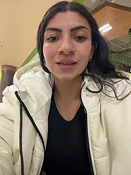 Snapshot of arieel__722 chatting on 11-04-25, 11:04 arieel 722 online show from 11-04-25, 11:04