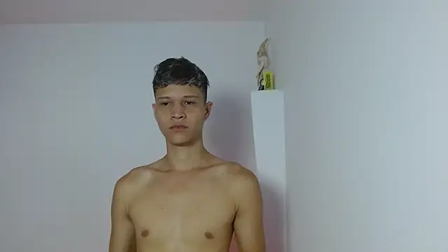 Twinkcock22 online show from 04-30-26, 08:57