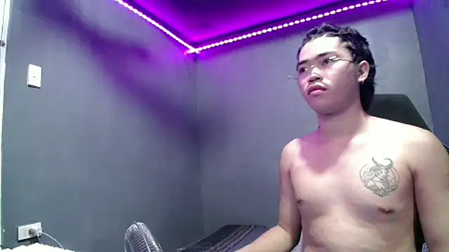 Snapshot of itsmedexy_ass13 chatting on 10-11-25, 01:53 itsmedexy ass13 online show from 10-11-25, 01:53