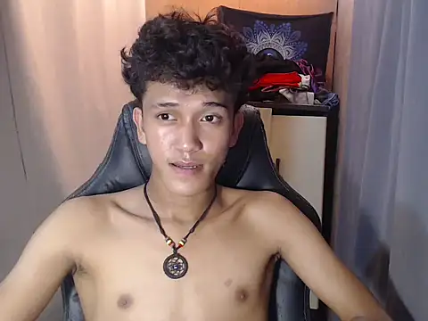 kenbigcockxx online show from 10-20-25, 08:26