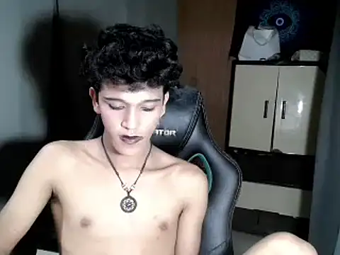 kenbigcockxx online show from 11-10-25, 05:12