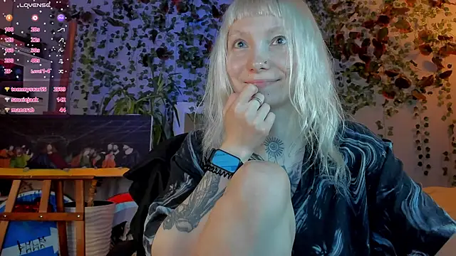 Snapshot of tattoo_art_baby chatting on 08-04-26, 04:04 tattoo art baby online show from 08-04-26, 04:04