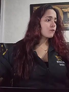 Snapshot of candy__fox_ chatting on 11-08-25, 01:00 candy fox online show from 11-08-25, 01:00