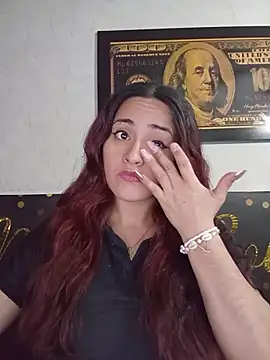 candy  fox  online show from 12-05-25, 12:47