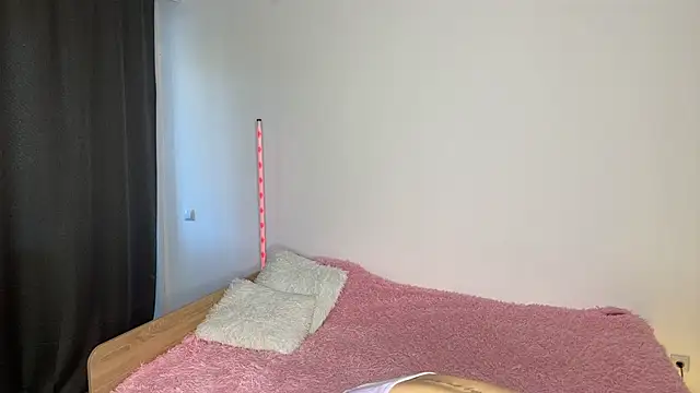 Rebel Angel  online show from 09-16-25, 04:35