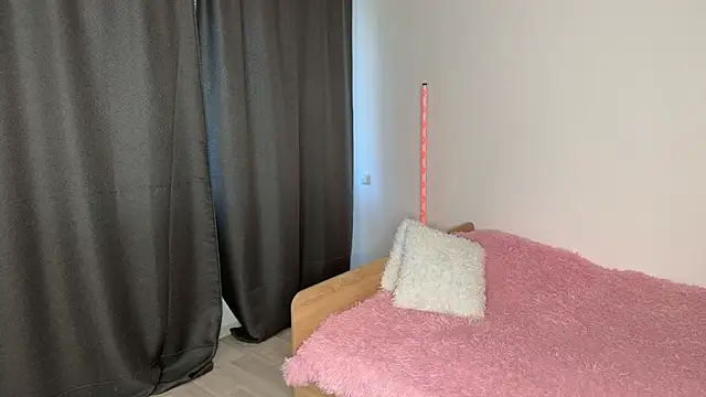 Rebel Angel  online show from 09-24-25, 05:55