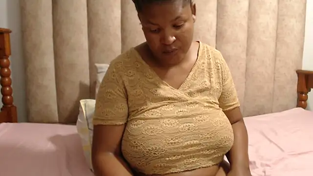 Sexybusty01 online show from 04-08-26, 05:46