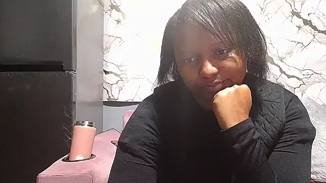 Snapshot of Goddessberry chatting on 06-14-26, 03:47 Goddessberry online show from 06-14-26, 03:47