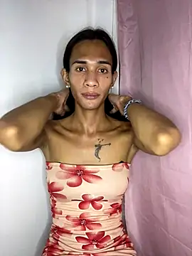 Snapshot of kate_69x chatting on 11-13-25, 05:06 kate 69x online show from 11-13-25, 05:06