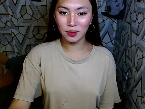 Snapshot of sugar_hailey chatting on 12-15-25, 06:45 sugar hailey online show from 12-15-25, 06:45