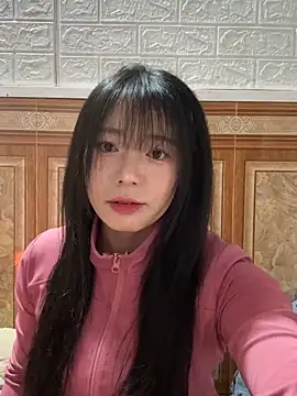 Snapshot of binejr chatting on 12-14-25, 03:12 binejr online show from 12-14-25, 03:12