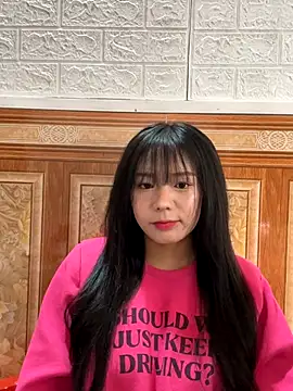 Snapshot of binejr chatting on 12-15-25, 03:55 binejr online show from 12-15-25, 03:55