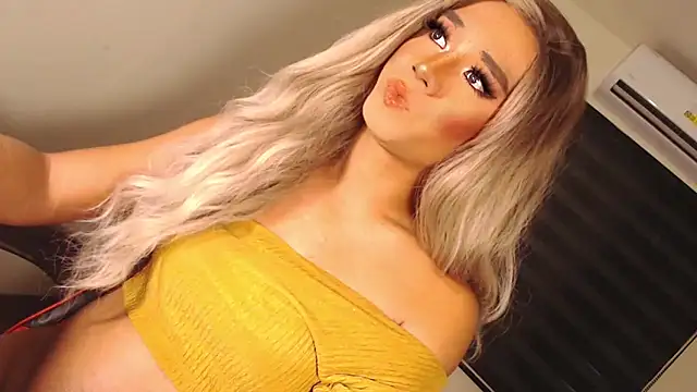 SissifyMeNow online show from 10-23-25, 12:10