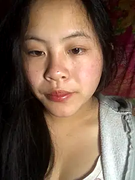 Snapshot of Tiiahpu chatting on 12-14-25, 09:41 Tiiahpu online show from 12-14-25, 09:41