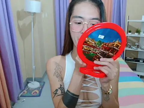 XxTsUncutAskaxX online show from 06-27-26, 04:23