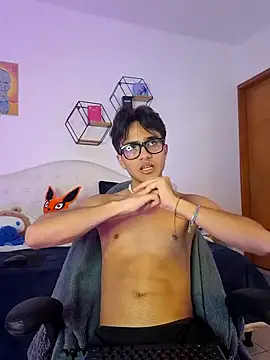 Snapshot of jin_luna chatting on 09-24-25, 11:52 jin luna online show from 09-24-25, 11:52