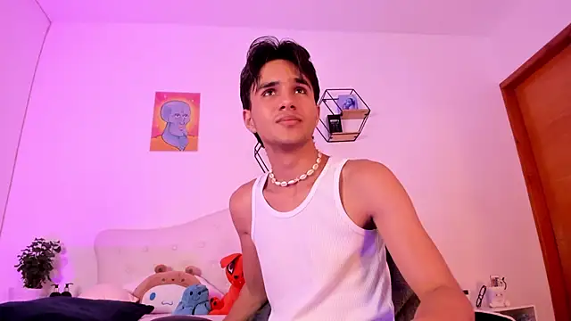 Snapshot of jin_luna chatting on 09-26-25, 03:05 jin luna online show from 09-26-25, 03:05