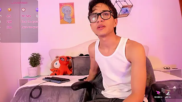 Snapshot of jin_luna chatting on 10-15-25, 12:16 jin luna online show from 10-15-25, 12:16